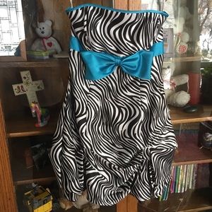 Jessica McClintock Gunne Sax party Dress